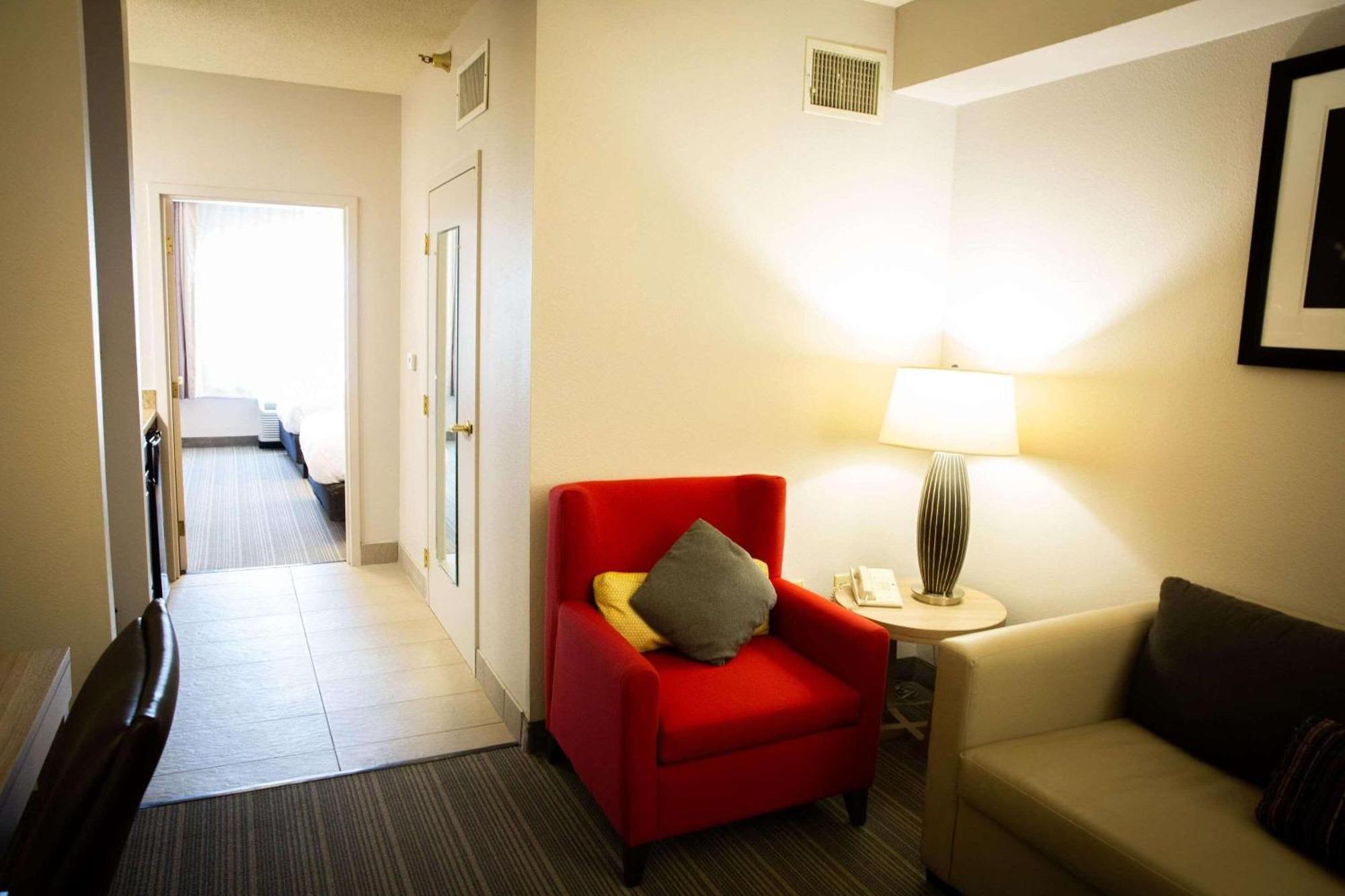 Country Inn & Suites By Radisson, Burlington Elon , Nc Bagian luar foto