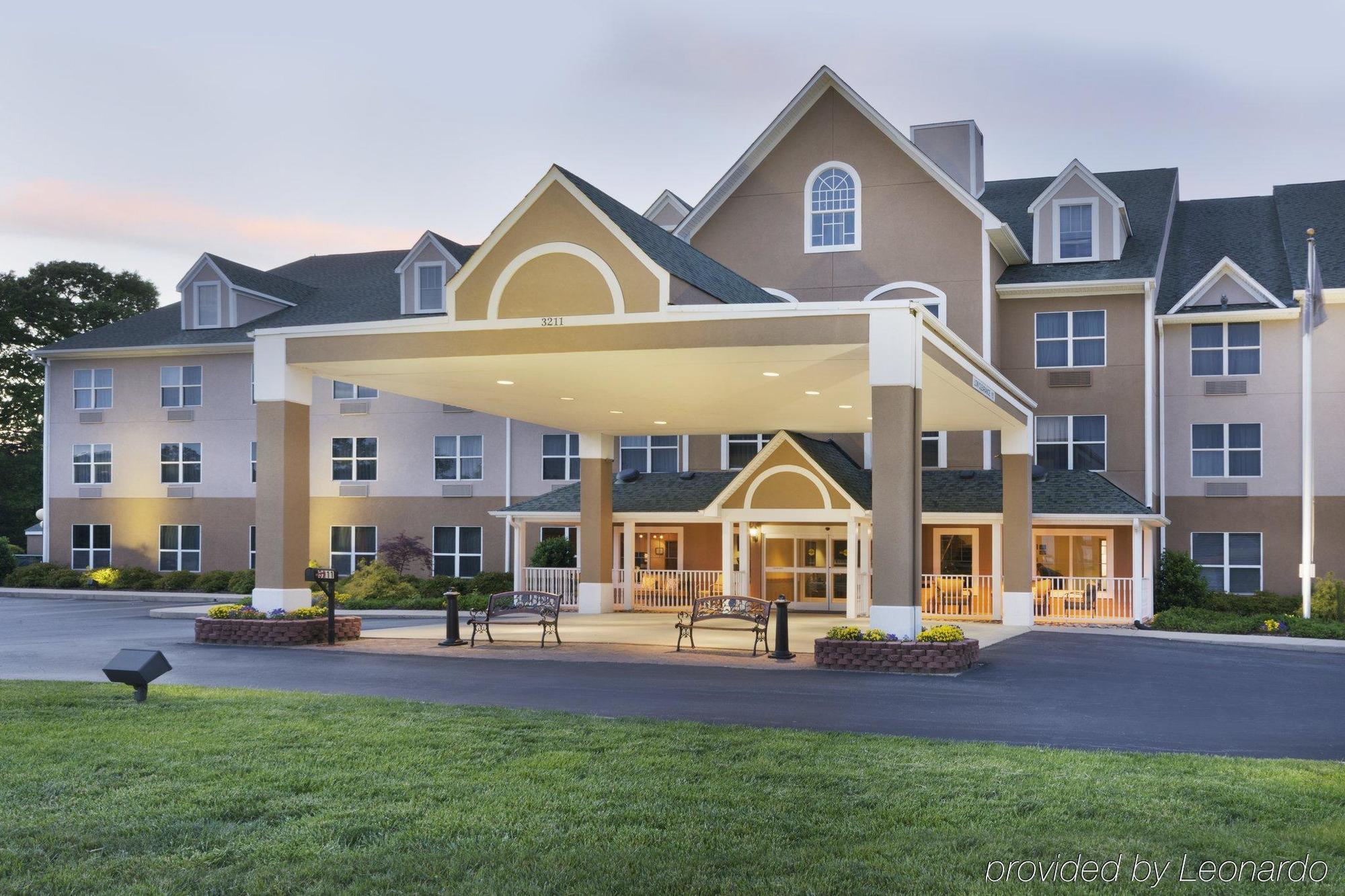 Country Inn & Suites By Radisson, Burlington Elon , Nc Bagian luar foto