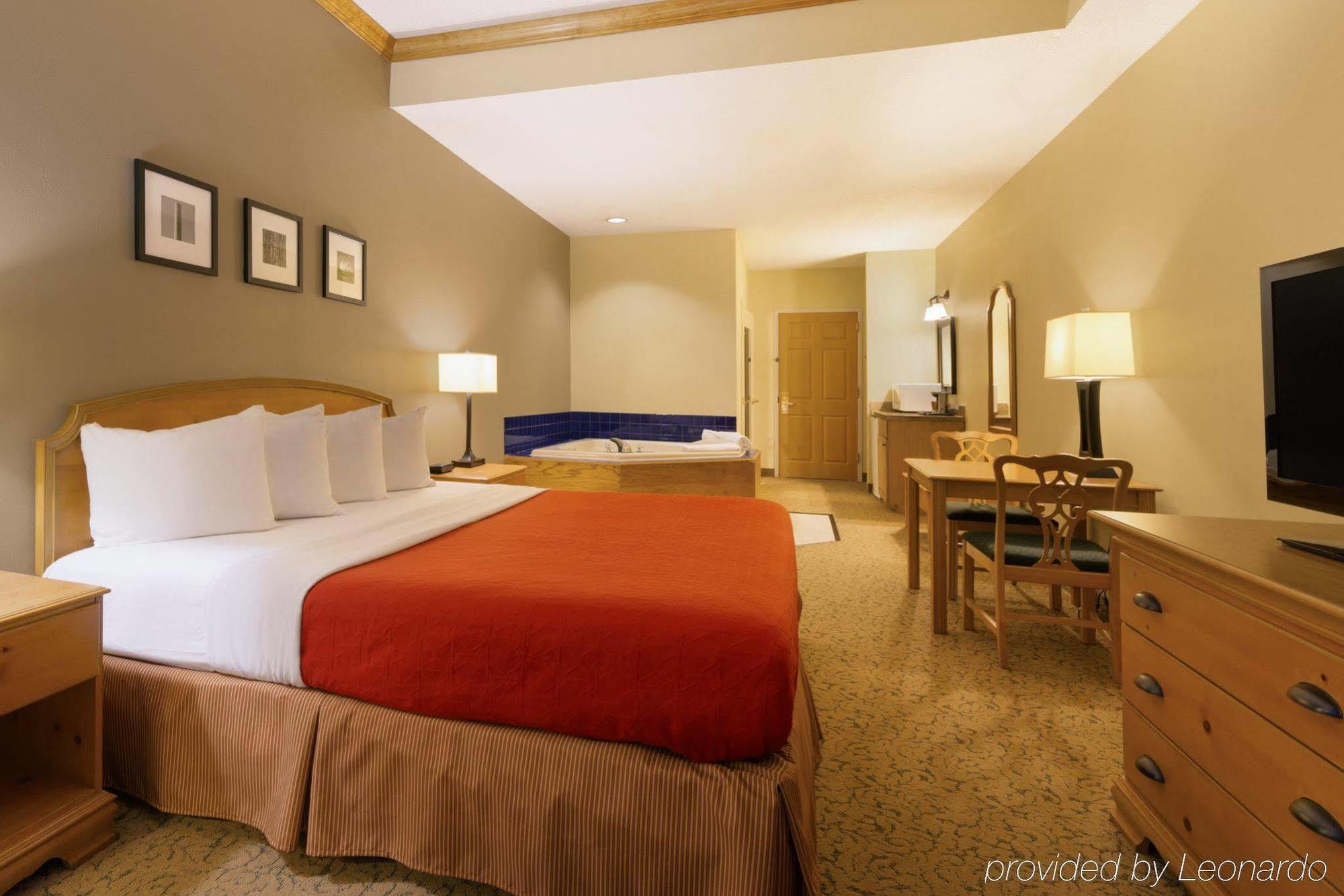 Country Inn & Suites By Radisson, Burlington Elon , Nc Bagian luar foto