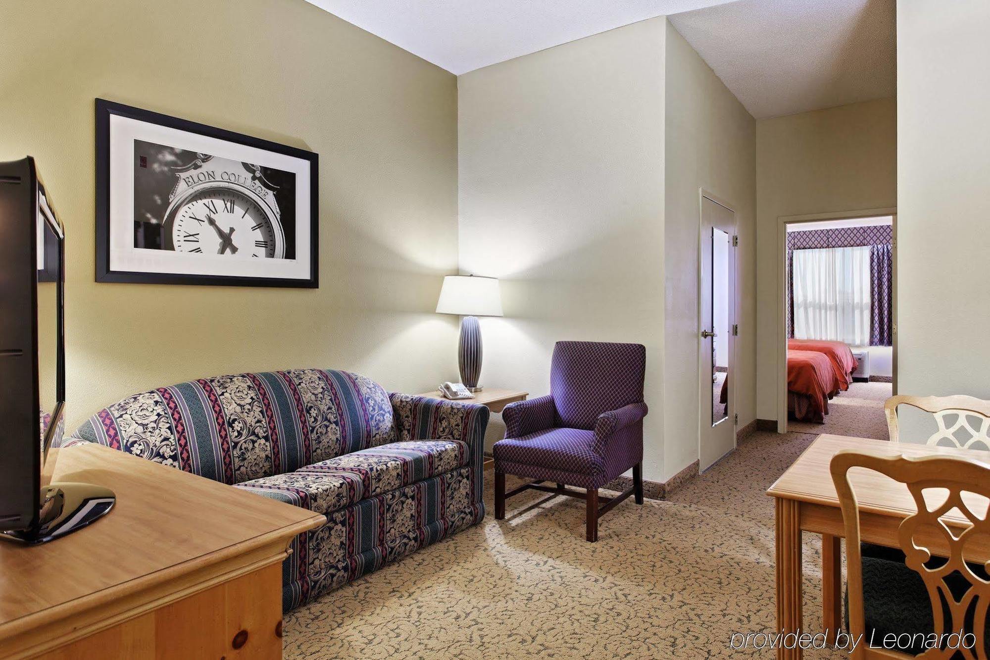 Country Inn & Suites By Radisson, Burlington Elon , Nc Bagian luar foto