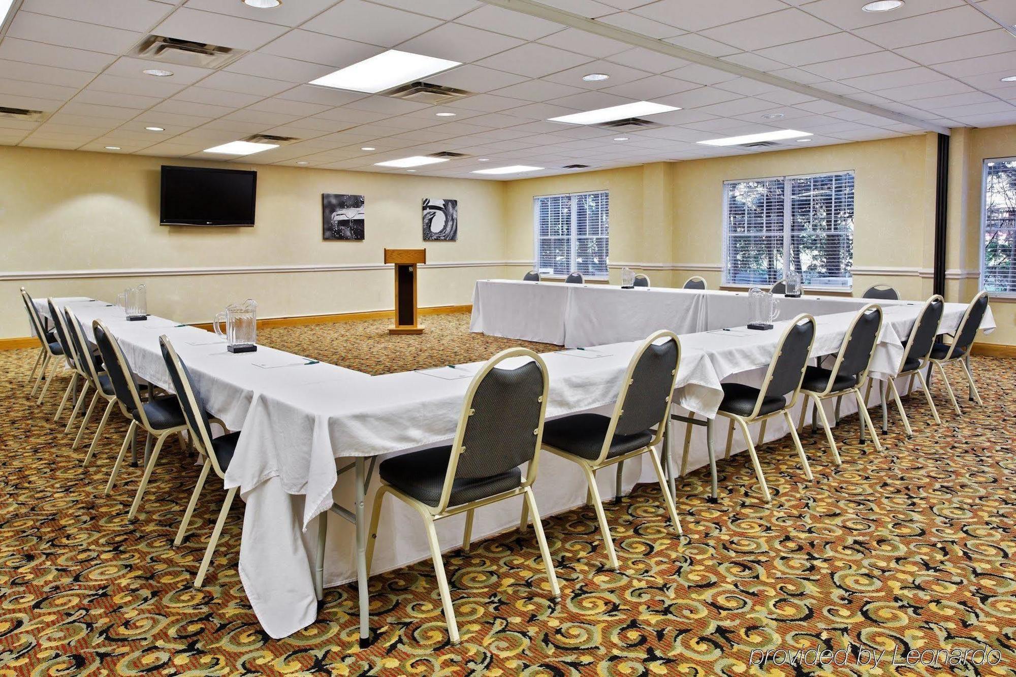 Country Inn & Suites By Radisson, Burlington Elon , Nc Bagian luar foto