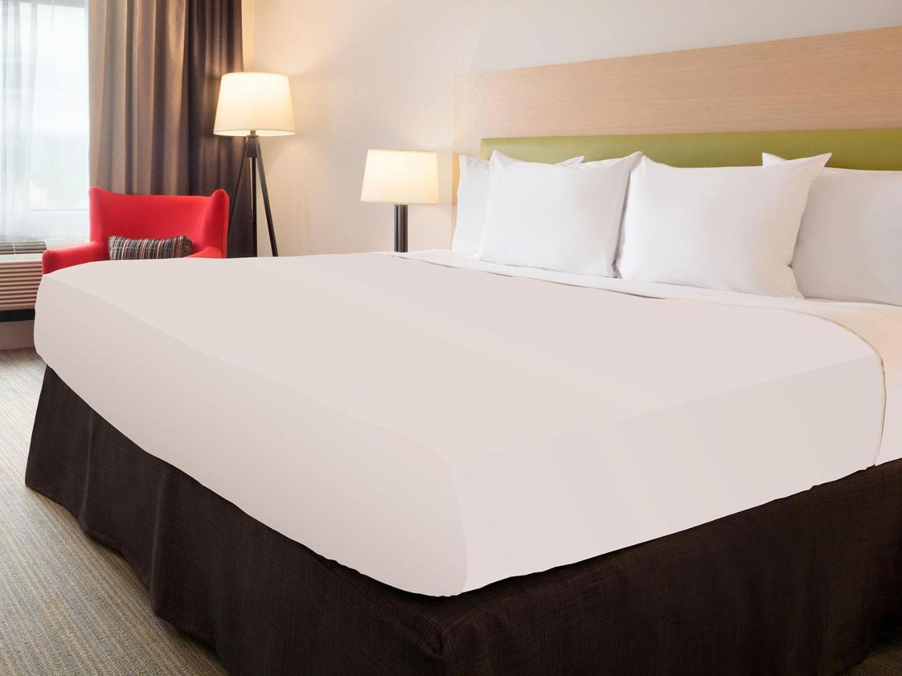 Country Inn & Suites By Radisson, Burlington Elon , Nc Bagian luar foto