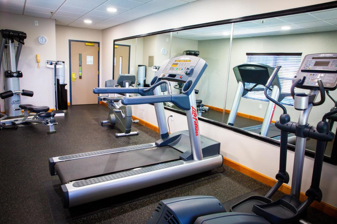 Country Inn & Suites By Radisson, Burlington Elon , Nc Bagian luar foto